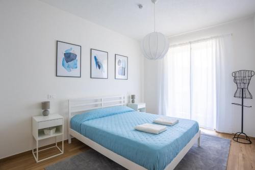 Brusimpiano House | The Window on the Lake - Balcony Beaches Playground