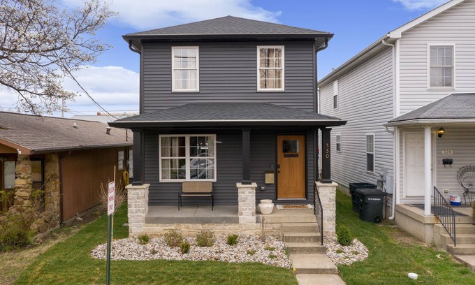 Jeffersonville House | The Winnie Lou