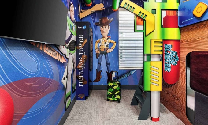 Florida Center House | The Wondrous | Unique villa w 2 epic theme BRs - and an epic location on I-Drive