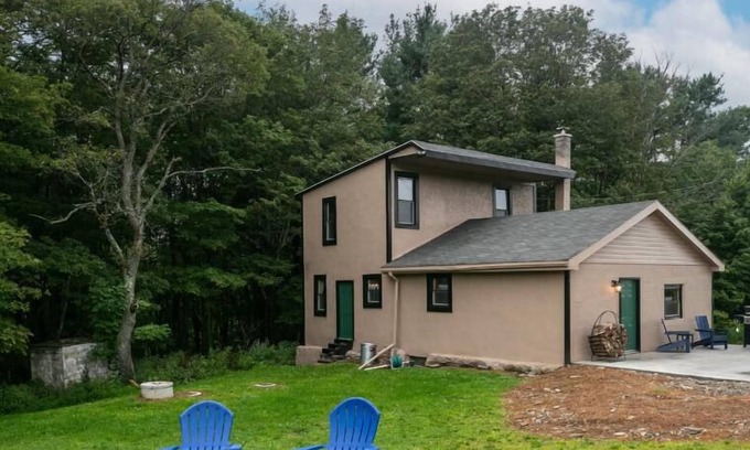 Ulysses House | The Woodlands at Bailey Hill-Secluded Mtn Getaway