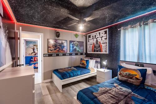 Thousand Oaks House | Thematic House w Private PoolGame RoomClubhouse