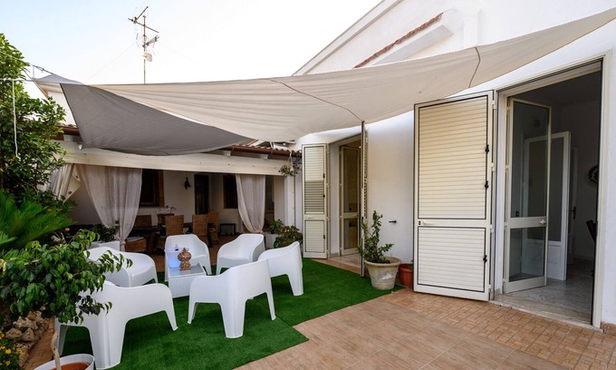 Digerbato House | There are trips that are made with a single bag: the HEART
