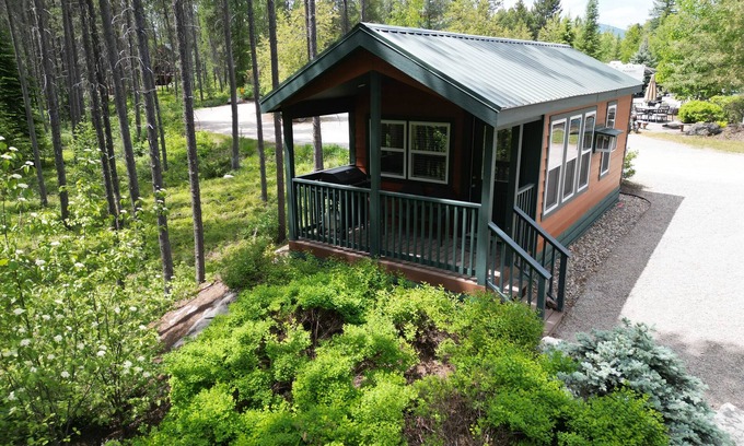 West Glacier Cabin | Thimbleberry Studio Cabin