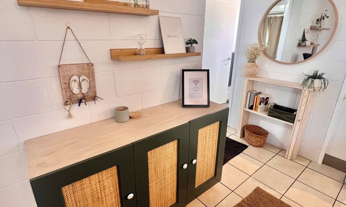 Miles End Apartment | This completely renovated two-bedroom unit is a gorgeous & cosy space.