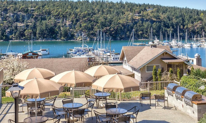 Deer Harbor Resort | This resort & location is simply Heaven !