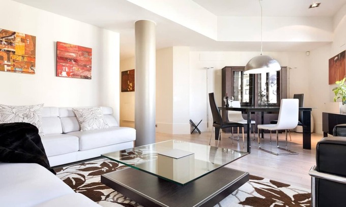 Eixample Apartment | Three bedroom superior apartment Paseo de Gracia - You Stylish