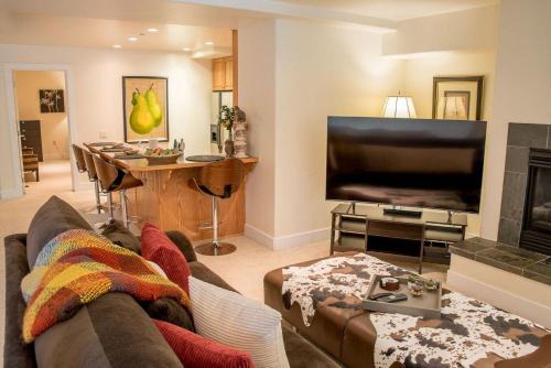 Ketchum House | Thunder Springs Condo A2-6