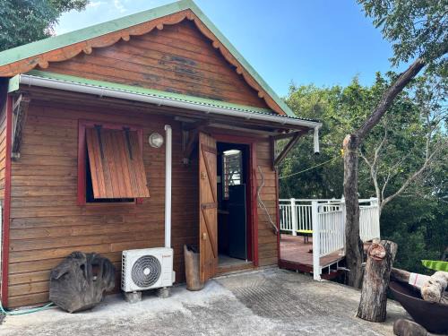 Vieux-Habitants Ski Chalet | Ti Kaz Kreyol