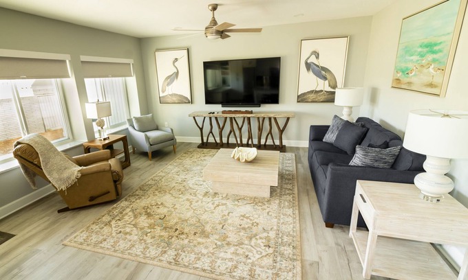 Panacea Condo | Tide Creek Oasis, Panacea.GROUND LEVEL, Marina View, Patio, Pool, No Boats