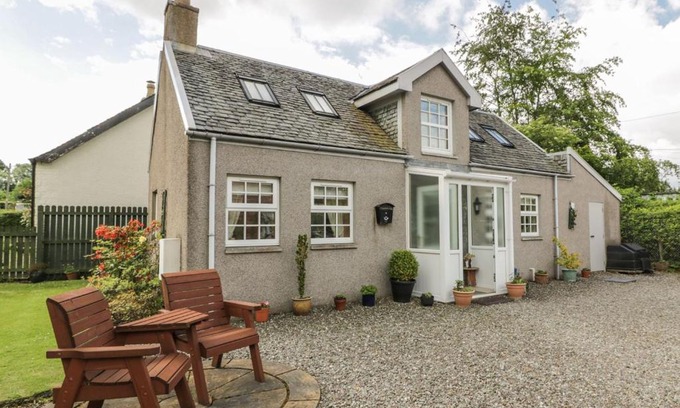 Gartocharn House | Tigh Beag