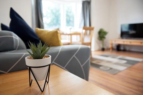 Cambridge House | Tillyard Retreat, Ground Floor Apartment Cambridge
