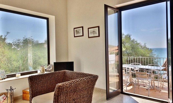 Sciacca Apartment | TIMO by KlabHouse-3BR Seafront walk2beach