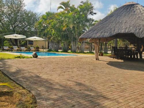 Phalaborwa Cabin | Tintshaba Safaris