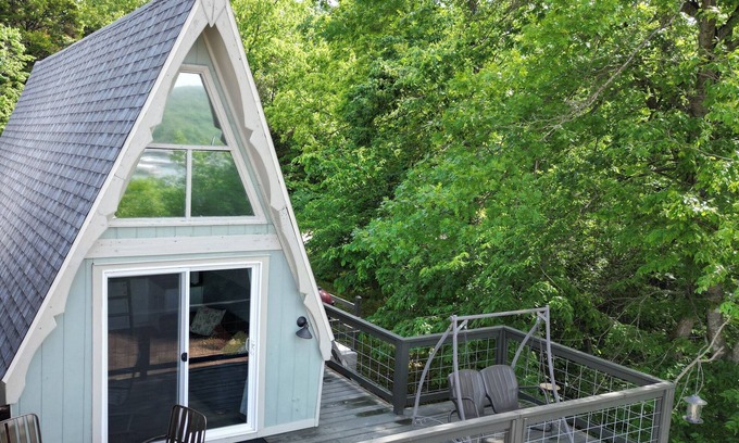 Lampe Cabin | Tiny AFrame Table Rock Lake Shore Community