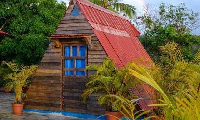Samana Cabin | Tiny coco paradise rd