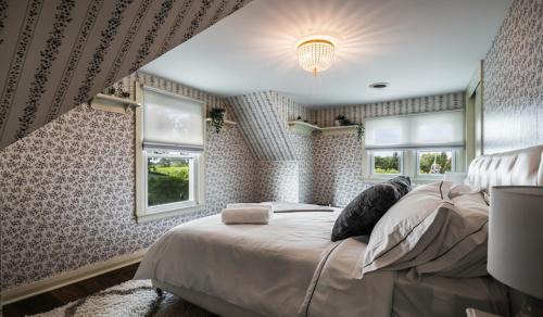 Balm Beach Apartment | Tiny Home