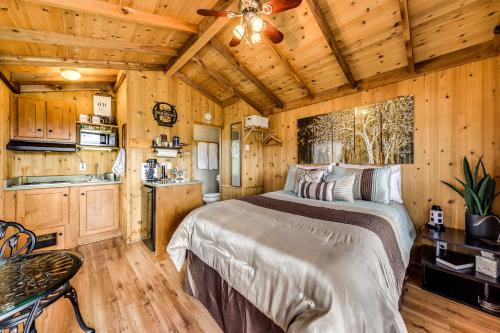 Mayhill Apartment | Tiny Home Cottage 6 Mi to James Ridge Lookout