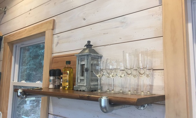 Todd House | Tiny House with New River View 15 Minutes from Boone!