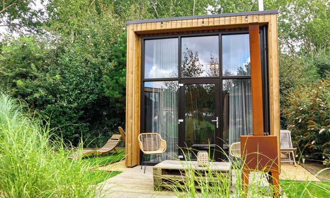 Velsen-Zuid House | Tiny House with sleeping loft with double bed
