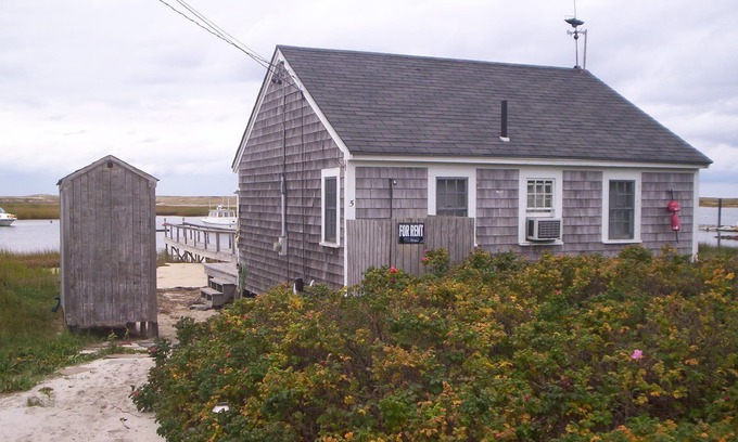 Wellfleet House | Tiny Waterfront House - Pamet Harbor, Truro. Close to Provincetown