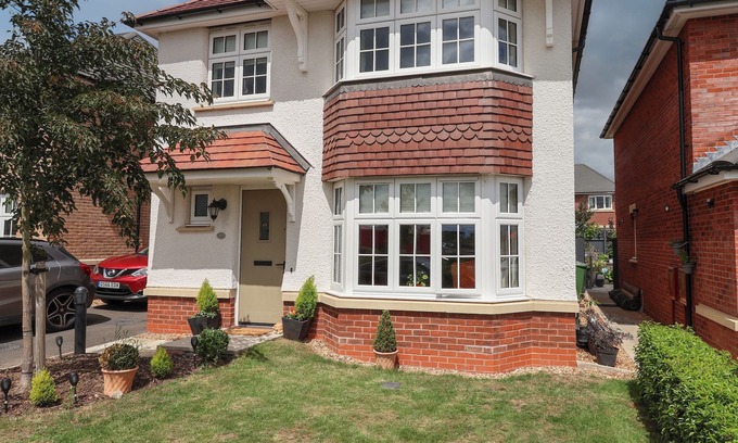 Nantwich Cottage | TIPTON TOWERS, pet friendly, with a garden in Nantwich