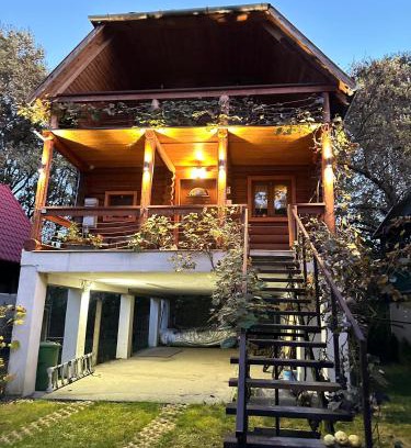 Rakamaz House | Tisza-Parti Rönkház Tokaj