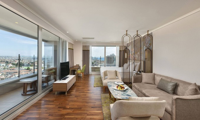 Bakırkoy Hotel | Titanic Port Bakirkoy