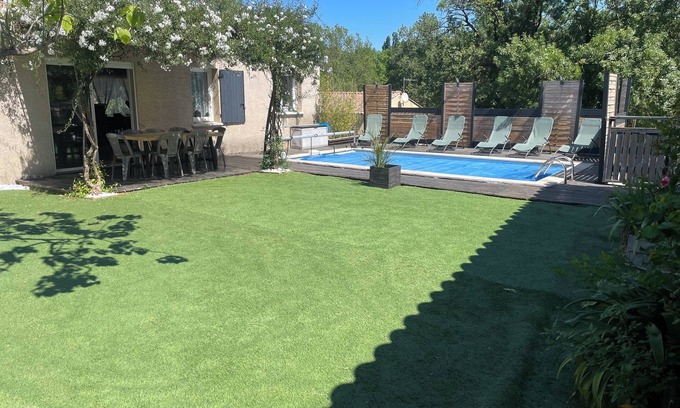 Saint-Come-et-Maruejols Villa | To complete