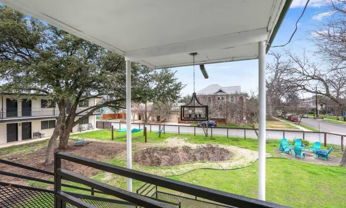 Tobin Hill Apartment | Tobin Hill Lofts unit 202 “ The Pearl San Antonio”