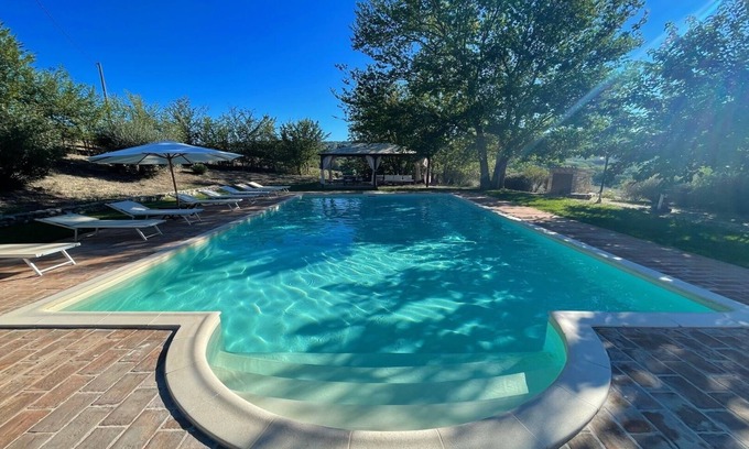 Loreto Villa | TODI BY THE POOL/SLEEPS 10/EXCLUSIVE POOL/WALK TO TODI 4 KMS/RESTAURANT 0.5 KMS