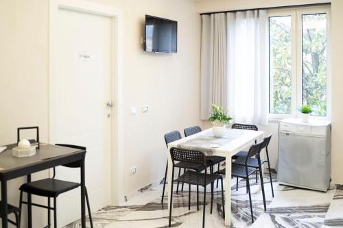 Fondi House | Tom Luxury Home