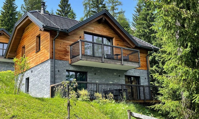 Albeck House | Tomtegl-Bergchalet No.7 mit Privatsauna, Infinitypool, Kamin, Fitnessraum, 1500m Seehöhe