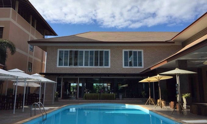 Uttaradit Hotel | Ton Thong Resort Hotel