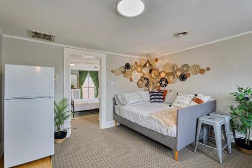 Capitol Hill Apartment | Top-Floor 1BR in Historic Capitol Hill
