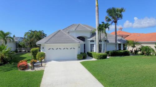 Downtown Historic District Resort | Top Florida Properties Vacation Villas