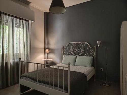 Mets Apartment | Top GroundFloor in Mets