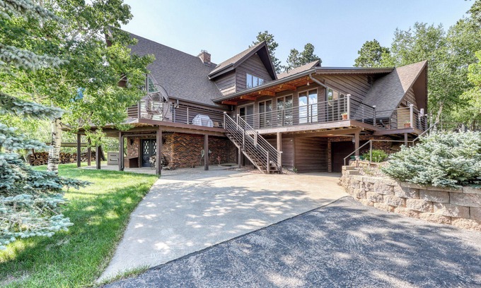 Lead House | Top of the Hills - new listing!
