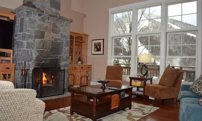 Central Vermont- Killington Condo | Topridge 4BR/4BA: Breathtaking Views. Hot tub. True Ski In Ski Out!