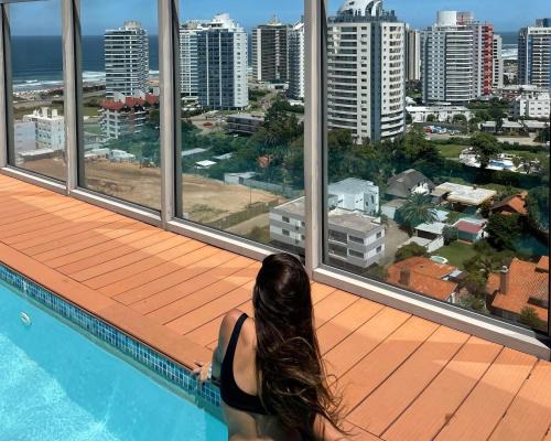 Aidy Grill Apartment | TORRE CHRONOS PREMIUM 2 Dormitorios