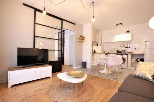 Cote Pavee Apartment | Toulouse grand T2 climatisé Proche Place Dupuy