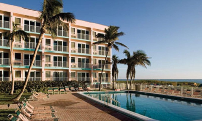 Pompano Beach Resort | Tour the Everglades!