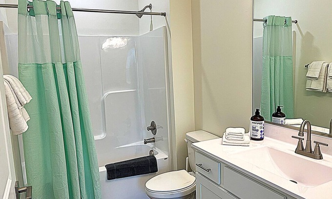 Church Hill Apartment | Tourist Home of Richmond 1 Bedroom Apartment - Church Hill North TH01