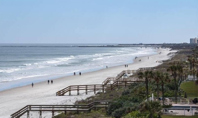 Ponce Inlet Condo | Towers at Ponce Inlet 7402