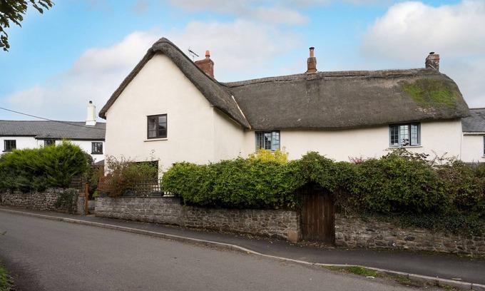 Exbourne Cottage | Town Farm Cottage
