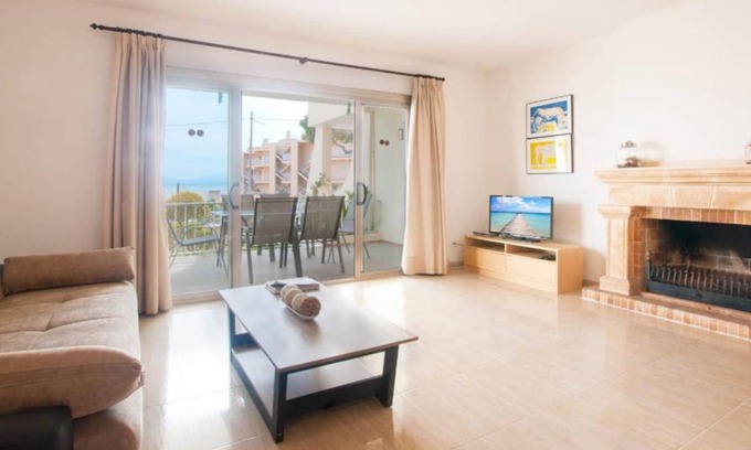 Port d'Alcudia House | Townhouse Near Alcudia Beach