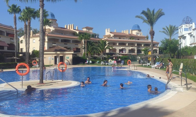 Rota House | Townhouse on Mediterranean Coast with pool and golf! Dúplex!