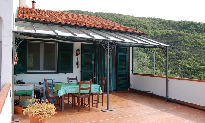 Diano Evigno House | Townhouse with 5 beds and private garden CIN IT008025C2DNRM6IX8