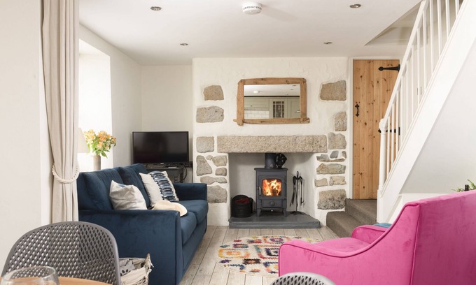 St. Agnes Apartment | Traditional cosy cottage which lies in the heart of St Agnes