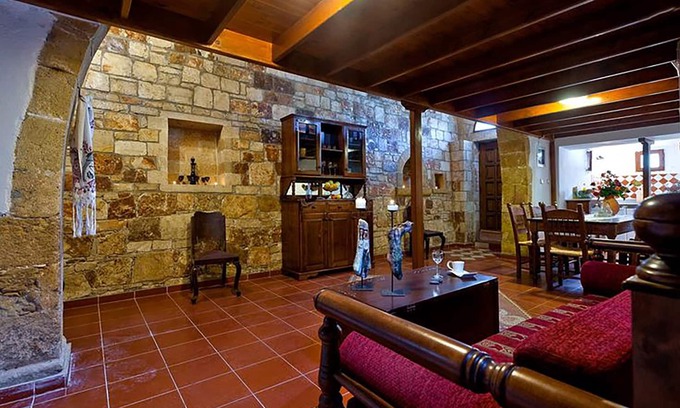 Skoutelonas House | Traditional Cretan Stone House/2
