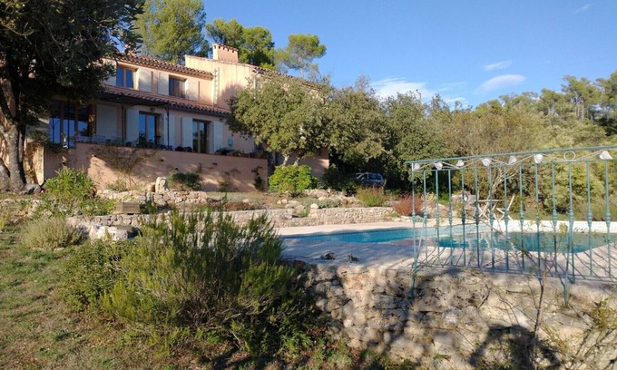 Barjols Villa | Traditional House With Garden And Pool